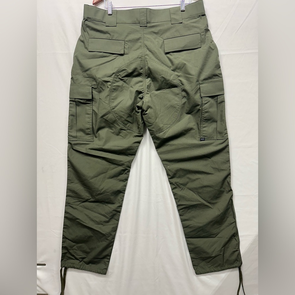 5.11 Tactical Series Cargo Pants Men’s XL Long Green Ripstop - Picture 2 of 8